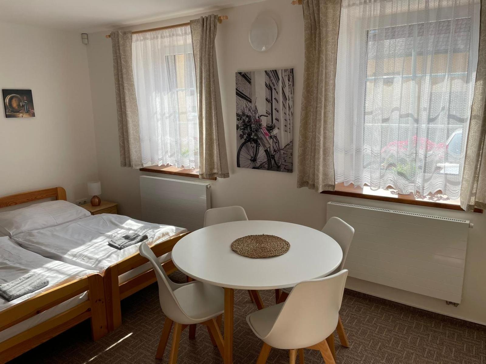 Apartmany U Palavy Pritluky Exterior photo